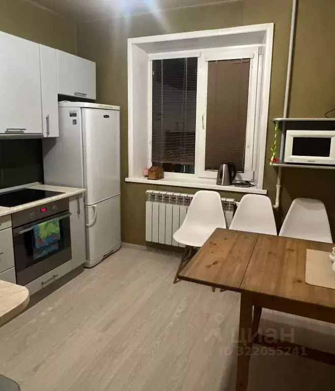 2-к кв. Алтай, Горно-Алтайск Коммунистический просп., 29 (54.0 м) - Фото 0