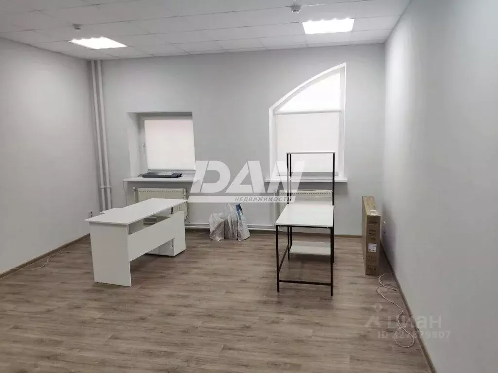 Офис в Челябинская область, Челябинск Красноармейская ул., 55 (27 м) - Фото 1