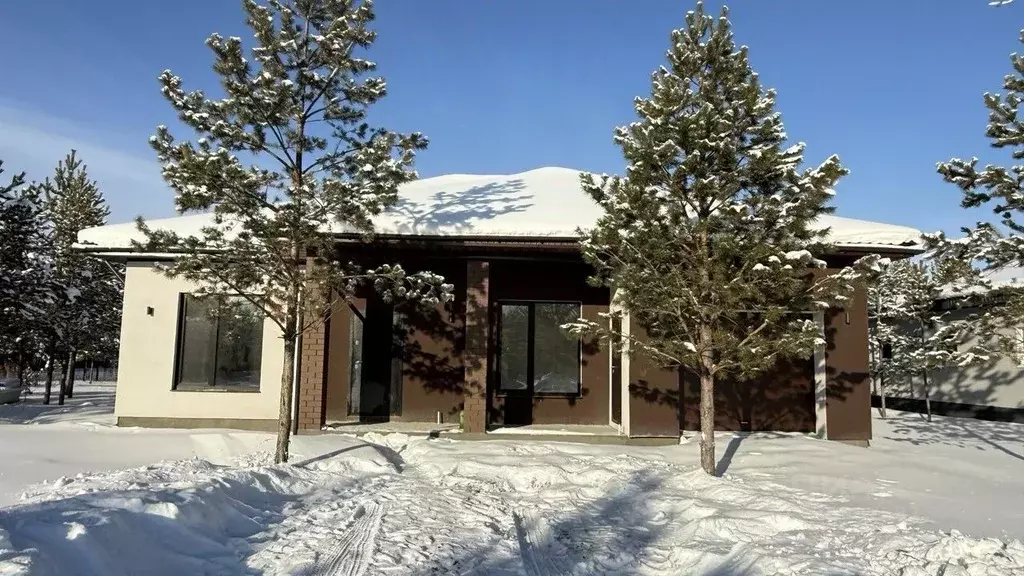 Дом в Свердловская область, Белоярский муниципальный округ, пос. ... - Фото 1