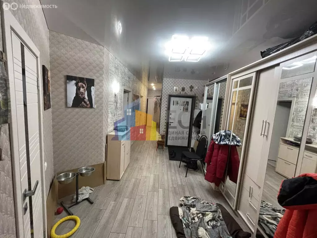 3-комнатная квартира: Тула, Новомосковская улица, 4 (89.8 м) - Фото 1