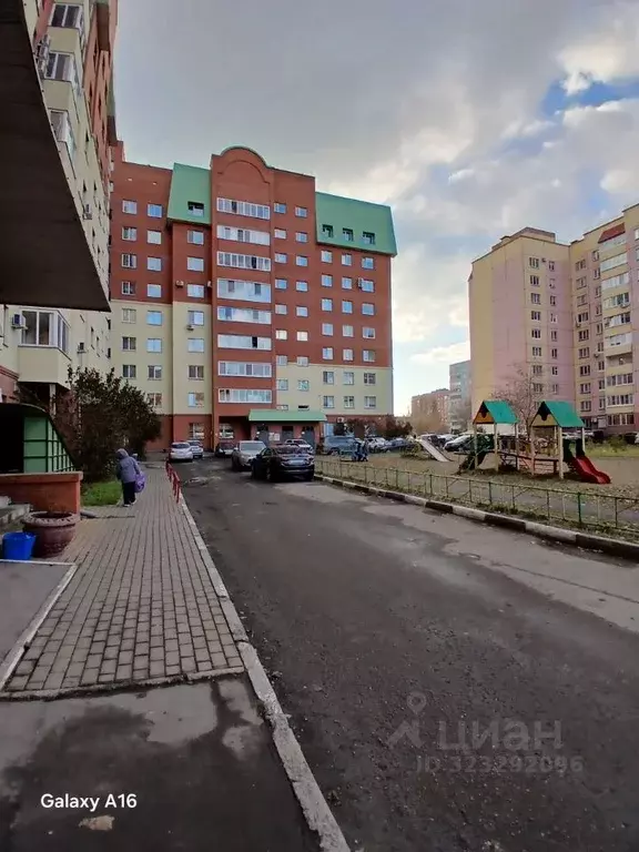 2-к кв. Омская область, Омск ул. Туполева, 8/2 (67.2 м) - Фото 1