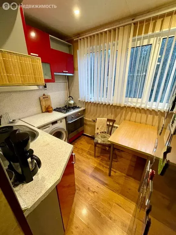 3-комнатная квартира: Приладожский, 5 (65.3 м) - Фото 2