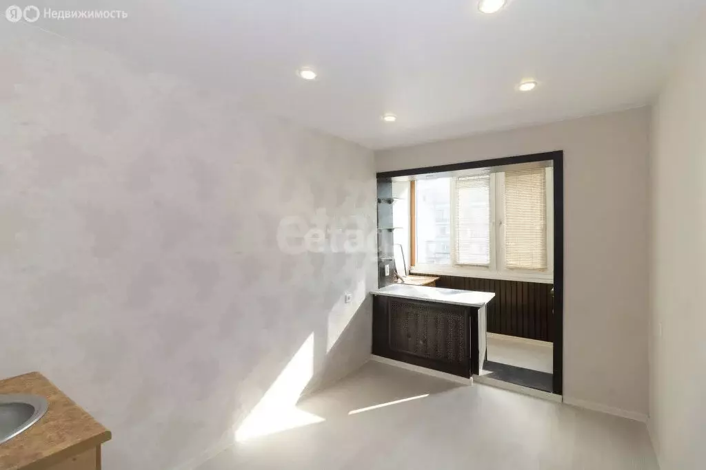 Квартира-студия: Тюмень, Олимпийская улица, 24 (14 м) - Фото 1