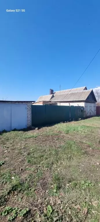Дом в Саратовская область, Энгельсский район, с. Красный Яр ... - Фото 2