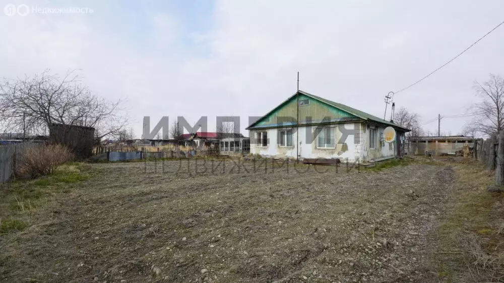 Дом в посёлок городского типа Ола, Партизанская улица (809 м) - Фото 2