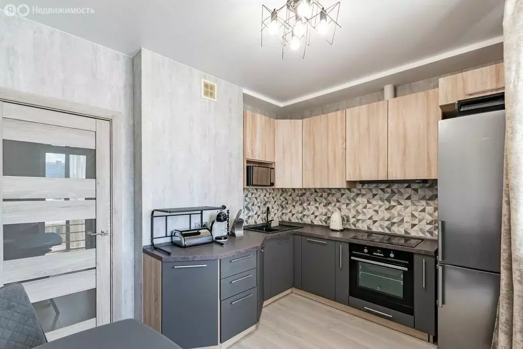 1-комнатная квартира: Екатеринбург, улица Азина, 57 (35.1 м) - Фото 1