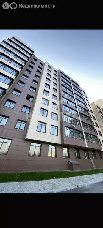 3-комнатная квартира: Владикавказ, улица Тогоева, 20 (96 м) - Фото 1