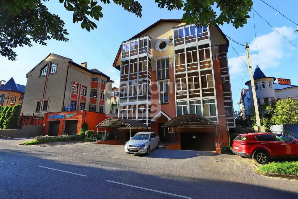 3-к кв. Липецкая область, Липецк ул. 8 Марта, 6 (90.0 м) - Фото 1