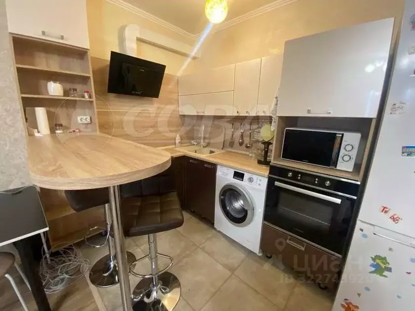 Студия Тюменская область, Тобольск 7-й мкр, 45 (36.0 м) - Фото 1