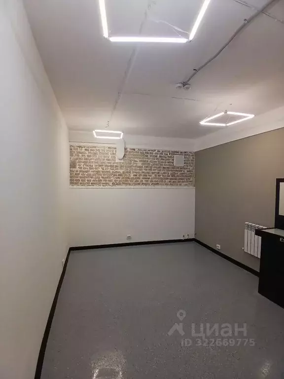 Офис в Омская область, Омск Старгород мкр, ул. Шукшина, 11 (19 м) - Фото 2