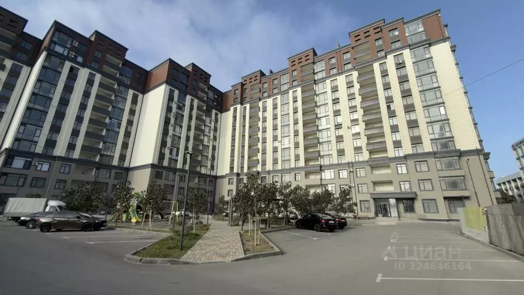 3-к кв. Дагестан, Каспийск ул. М. Халилова, 3А (121.6 м) - Фото 1