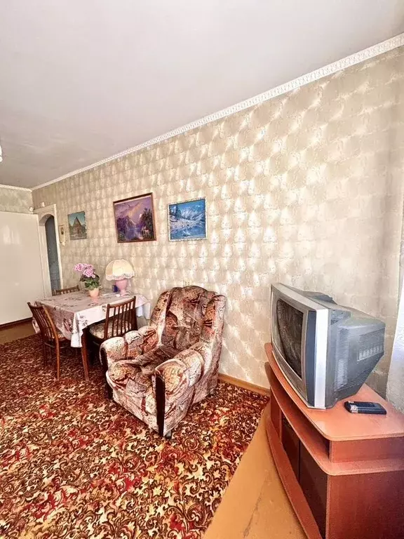 2-к. квартира, 52 м, 5/5 эт. - Фото 1