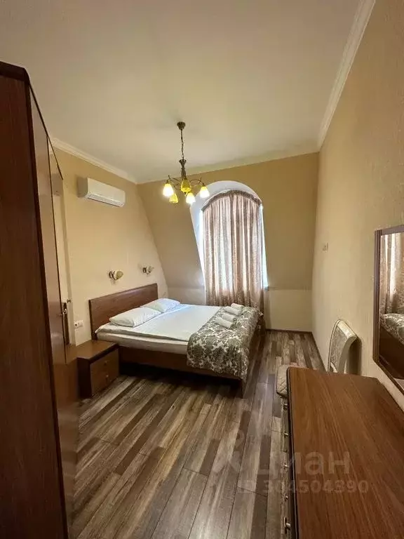 4-к кв. Ставропольский край, Ессентуки ул. Титова, 30 (120.0 м) - Фото 1