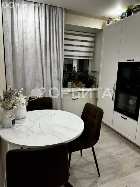 3-комнатная квартира: Тюмень, Ялуторовская улица, 27 (60 м) - Фото 2