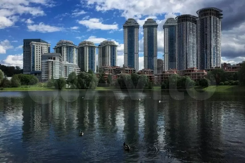 Аукцион: 5-к. квартира, 264,5 м, 8/45 эт. - Фото 0