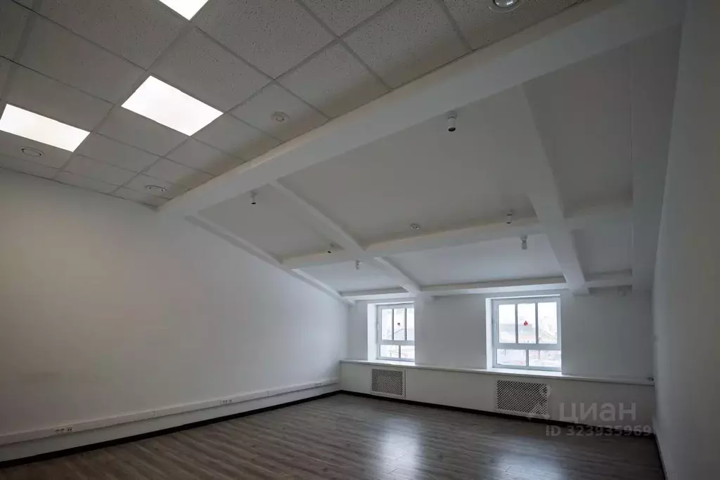 Офис в Санкт-Петербург наб. Реки Фонтанки, 172к2 (2900 м) - Фото 2