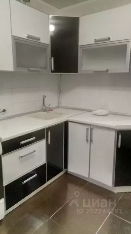 1-к кв. Брянская область, Брянск Новозыбковская ул., 18 (38.0 м) - Фото 1