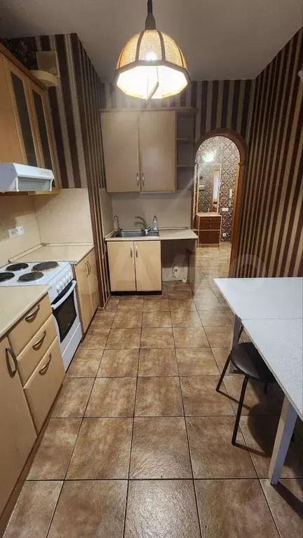 1-к. квартира, 42 м, 7/10 эт. - Фото 0