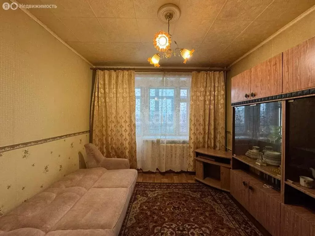 2-комнатная квартира: Ачинск, улица Кирова, 40А (41.9 м) - Фото 1