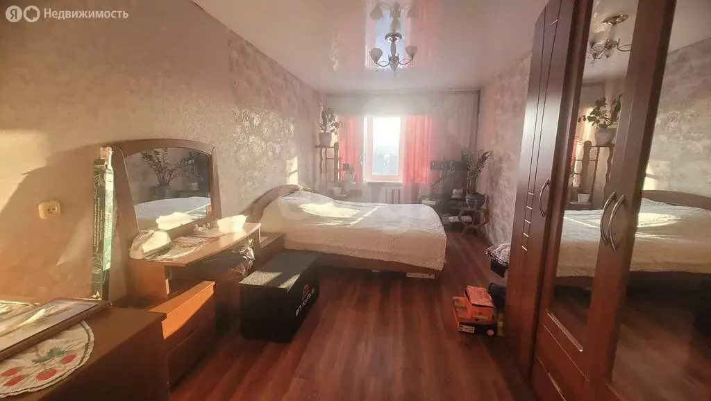 3-комнатная квартира: Сатка, Индустриальная улица, 18 (64.1 м) - Фото 1