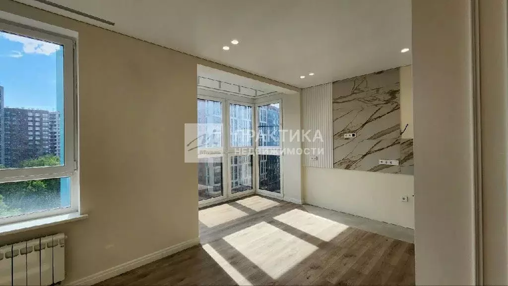 Продается 2-комнатная квартира - Фото 1