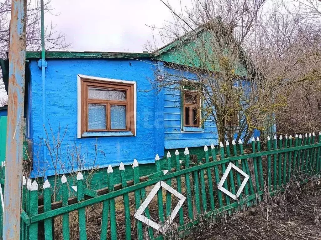 Дом в Белгородская область, Бирюч Красногвардейский район, Заводская ... - Фото 1