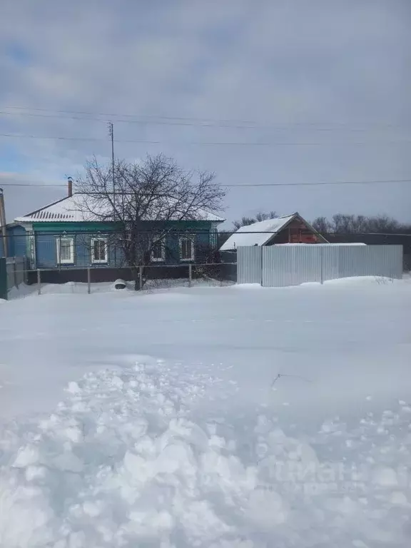 Дом в Пензенская область, Малосердобинский район, с. Саполга ул. ... - Фото 0