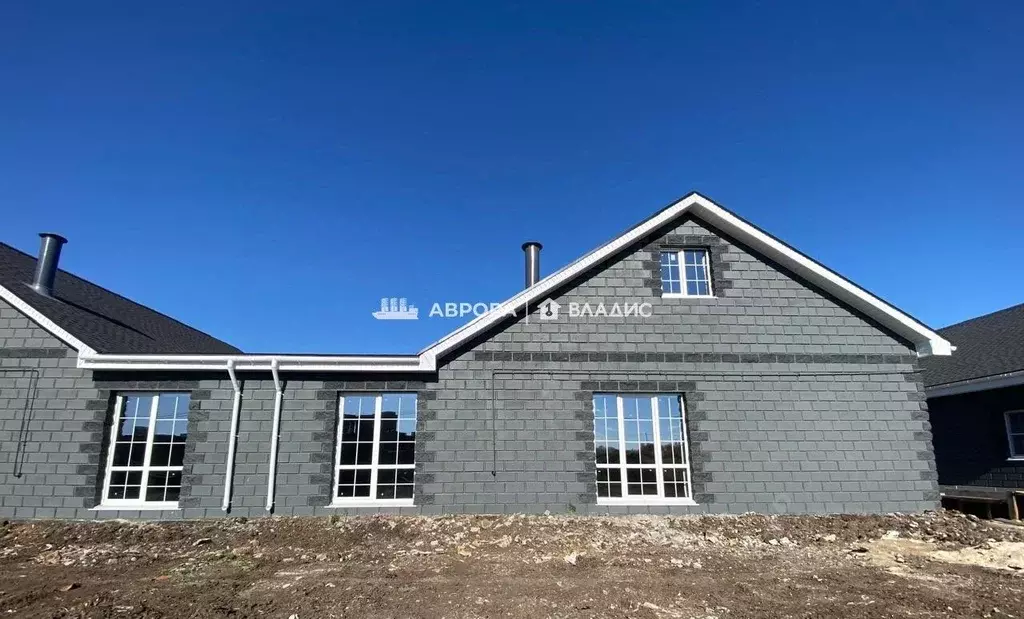 Дом в Челябинская область, Магнитогорск ул. Костромская (225 м) - Фото 1