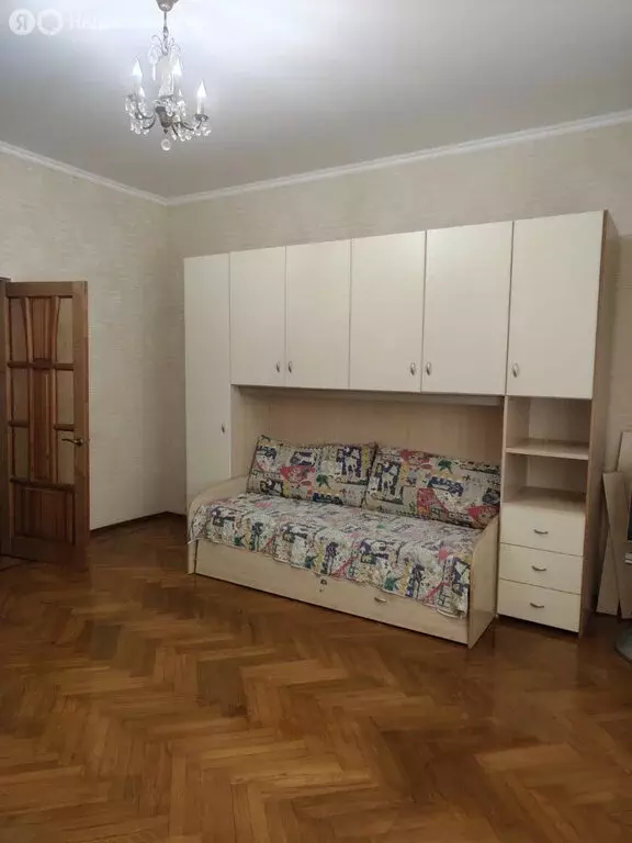 3-комнатная квартира: Владикавказ, улица Бутырина, 10 (85 м) - Фото 1