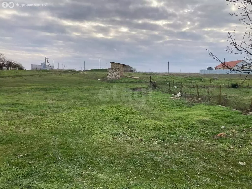 Участок в Суворовское, Евпаторийская улица (10 м) - Фото 1