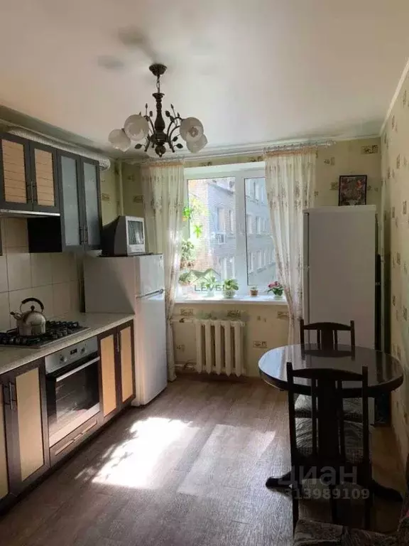 3-к кв. Саратовская область, Саратов Гвардейская ул., 5 (63.0 м) - Фото 0