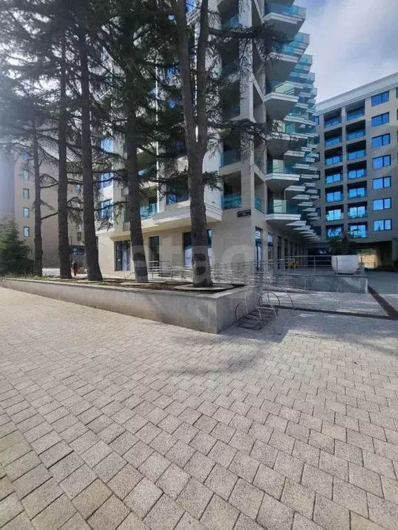 Торговая площадь в Крым, Ялта ул. Дражинского, 48 (25 м) - Фото 1