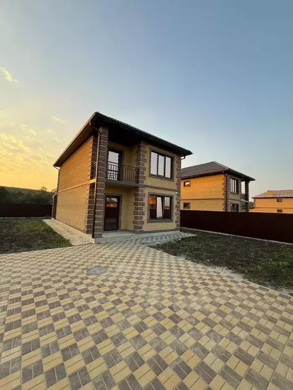 Дом в Краснодарский край, Горячий Ключ ул. Вокзальная Площадь (138 м) - Фото 1