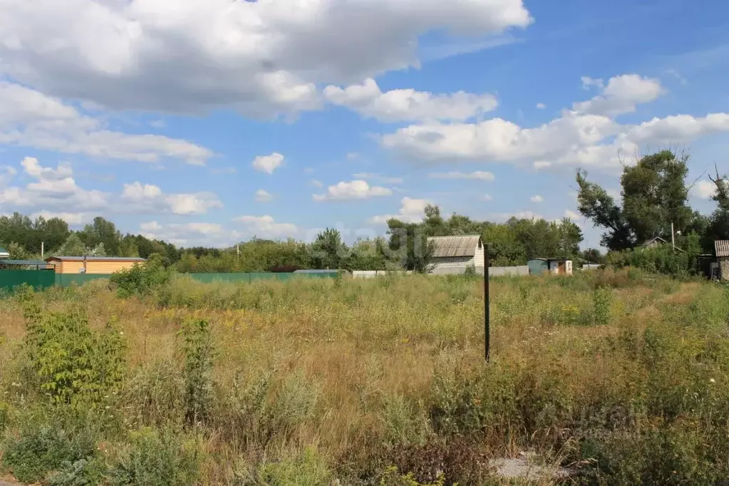 Участок в Белгородская область, Старооскольский городской округ, с. ... - Фото 0