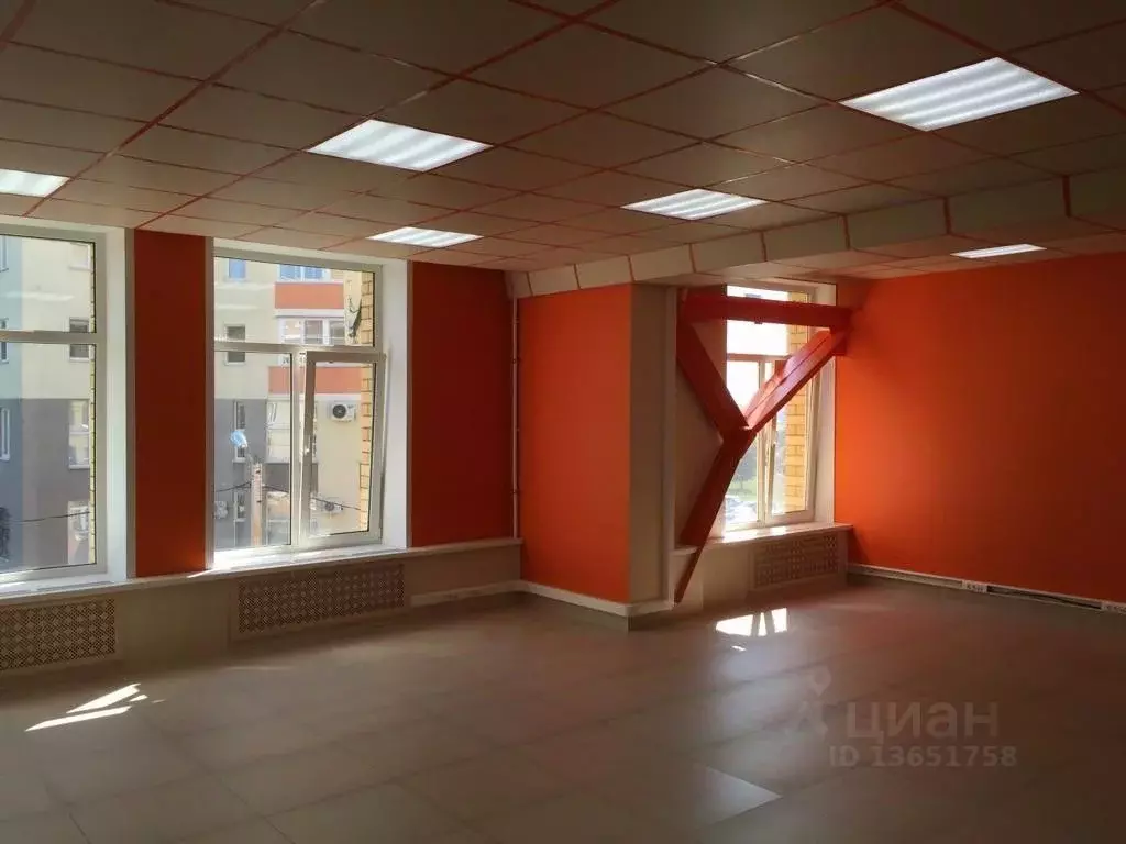 Офис в Владимирская область, Владимир ул. Мира (148 м) - Фото 1