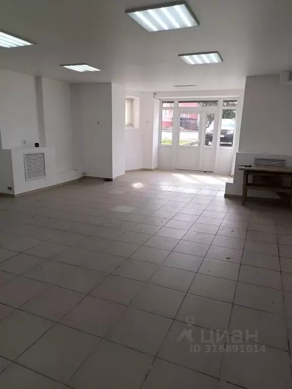 Помещение свободного назначения в Вологодская область, Вологда ул. ... - Фото 1