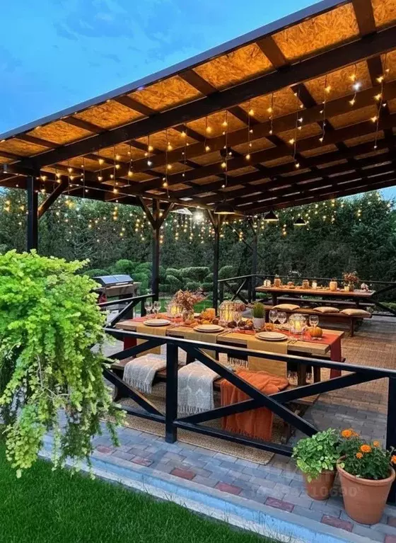 Дом в Волгоградская область, Средняя Ахтуба рп ул. Орловская, 12 (240 ... - Фото 1