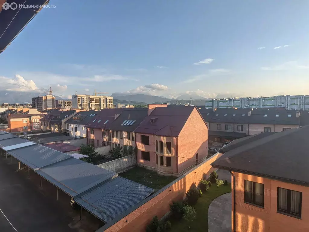 3-комнатная квартира: Владикавказ, Цветочный бульвар, 6 (108 м) - Фото 1