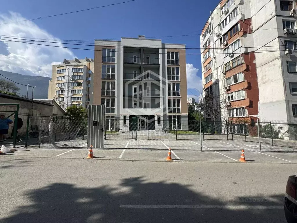 1-к кв. Крым, Ялта ул. Грибоедова, 15 (47.3 м) - Фото 1