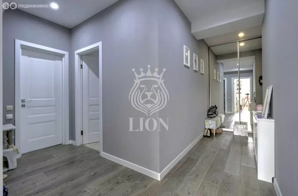 3-комнатная квартира: Алушта, Платановая улица, 1 (83.1 м) - Фото 2