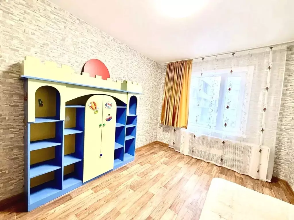 5-к кв. Иркутская область, Иркутск Байкальская ул., 216А (87.5 м) - Фото 0