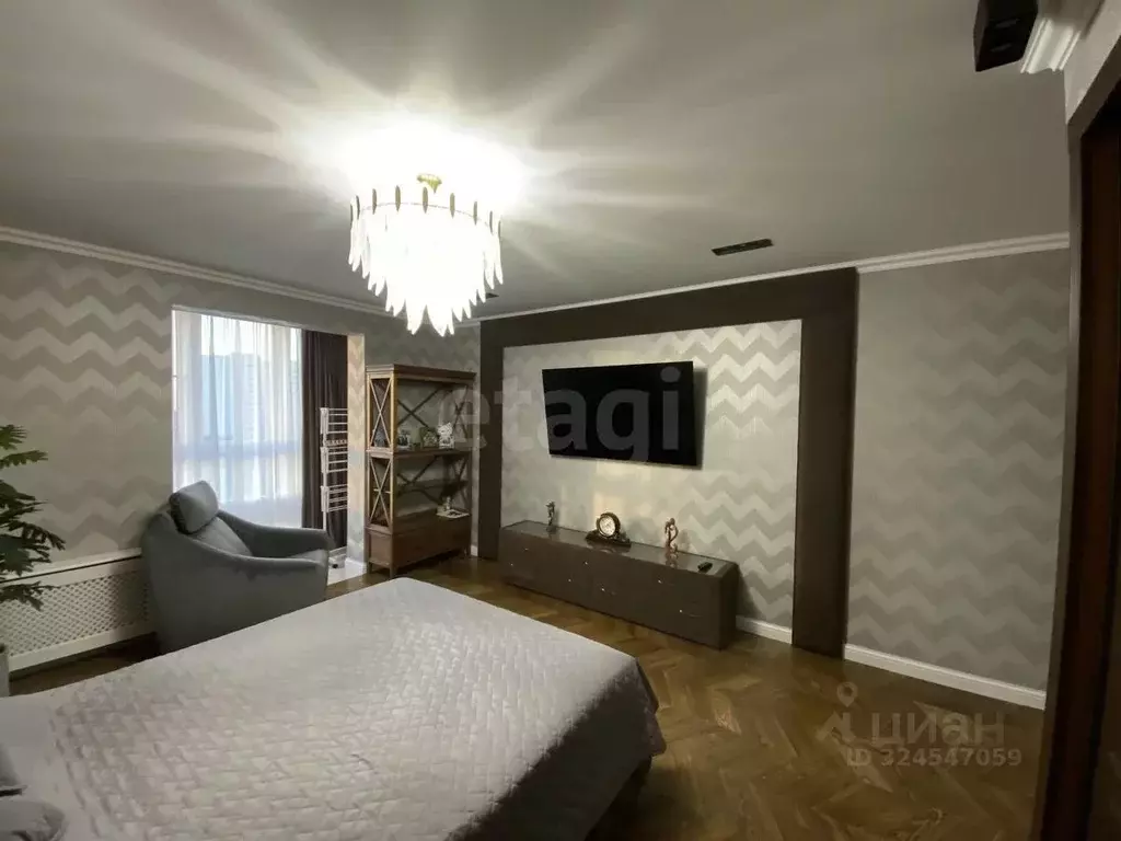 2-к кв. Краснодарский край, Анапа пер. Александрийский, 6 (130.0 м) - Фото 1