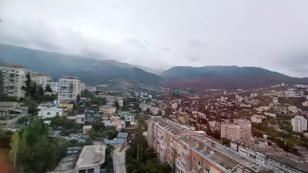 2-к кв. Крым, Ялта ул. Ореховая, 23А (50.0 м) - Фото 0