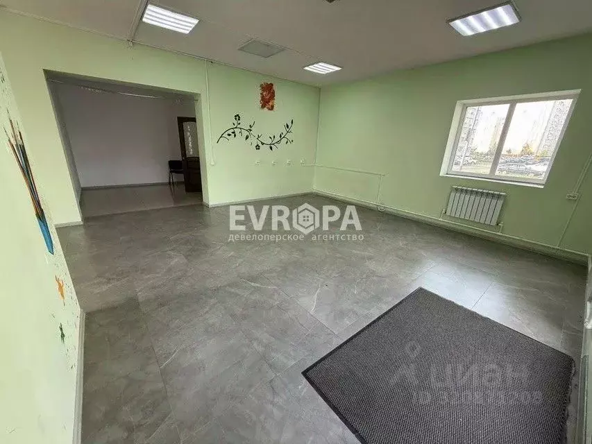 Офис в Ульяновская область, Ульяновск ул. Якурнова, 5 (76 м) - Фото 1
