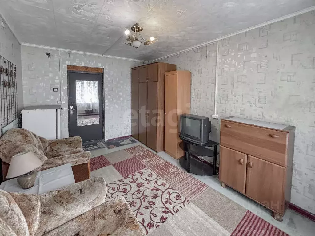 Комната Псковская область, Псков ул. Киселева, 8 (13.1 м) - Фото 1