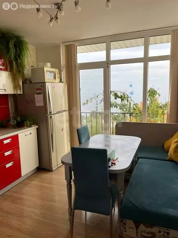 Дом в Алупка, Красногвардейская улица (100 м) - Фото 1