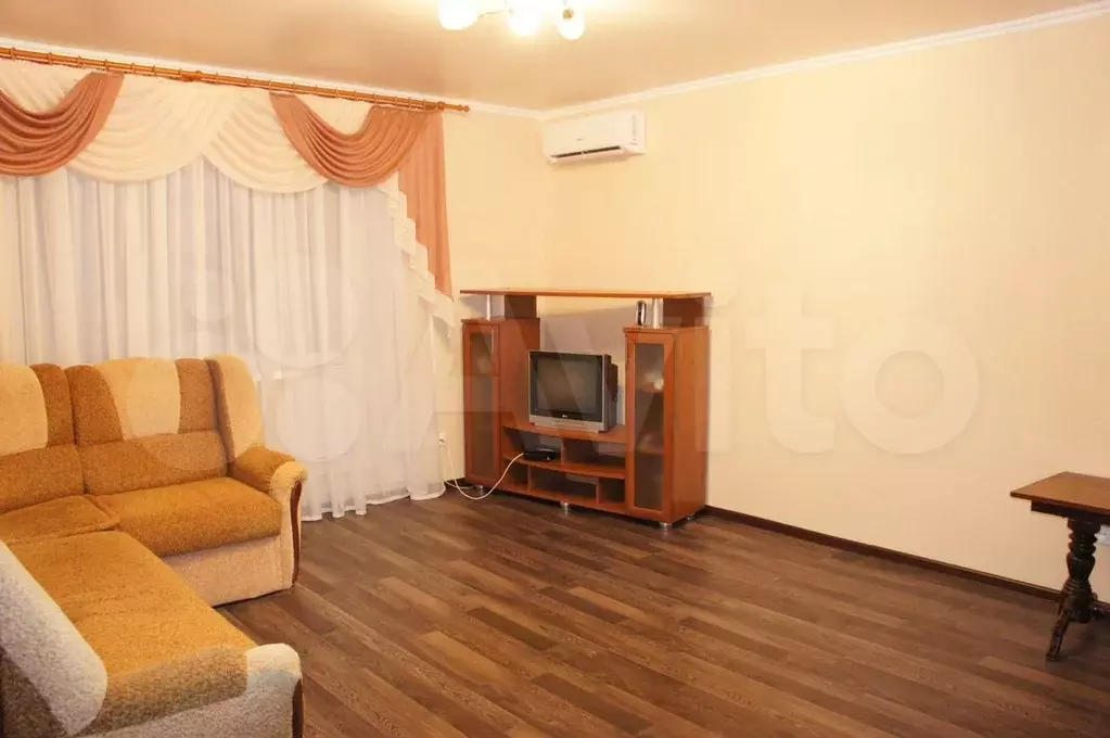 Комната 18 м в 3-к., 6/10 эт. - Фото 0