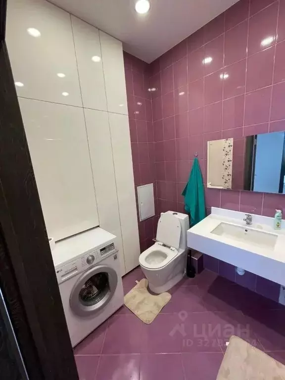 2-к кв. Свердловская область, Екатеринбург ул. Мельникова, 38 (62.0 м) - Фото 1