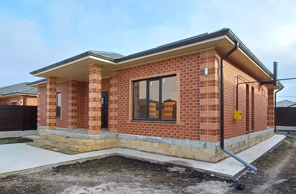 Дом в Ставропольский край, Михайловск Шпаковский район, ул. Анатолия ... - Фото 2