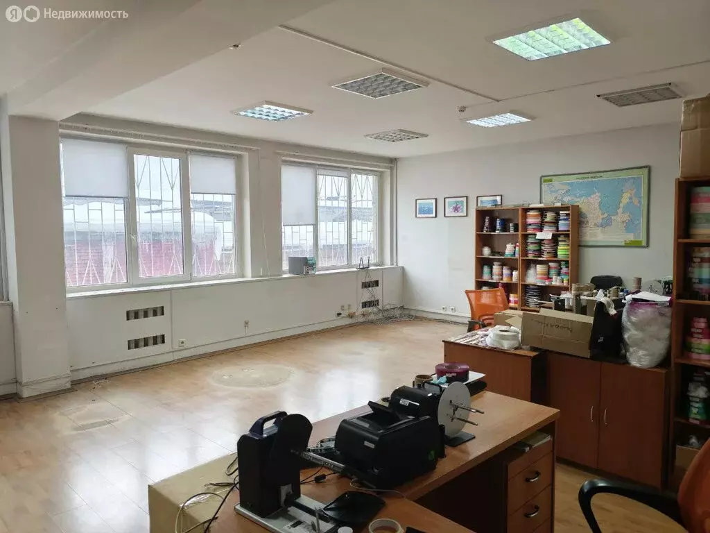 Помещение свободного назначения (1500 м) - Фото 1